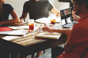 Imatge de l'article 5 claus per tenir un bon clima laboral